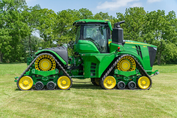 Used 2023 John Deere 9RX 640 Track Tractors at Koenig Equipment in Anna, OH - Photo5