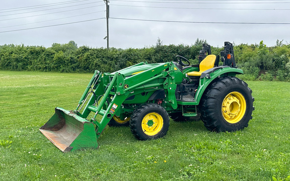 2019 John-Deere 4052R