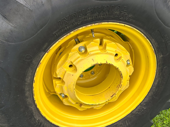 2019 John-Deere 4052R