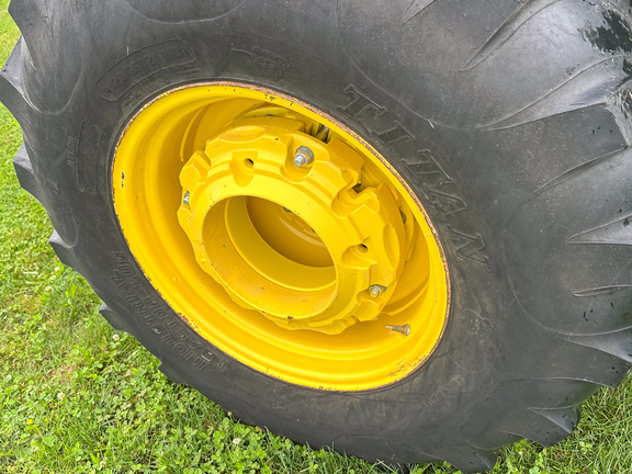 2019 John-Deere 4052R