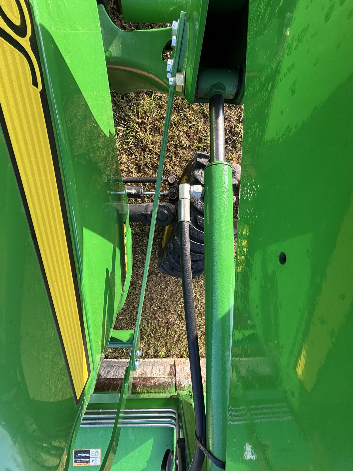  2014 John Deere 3032E at Heritage Tractor in Joplin, MO