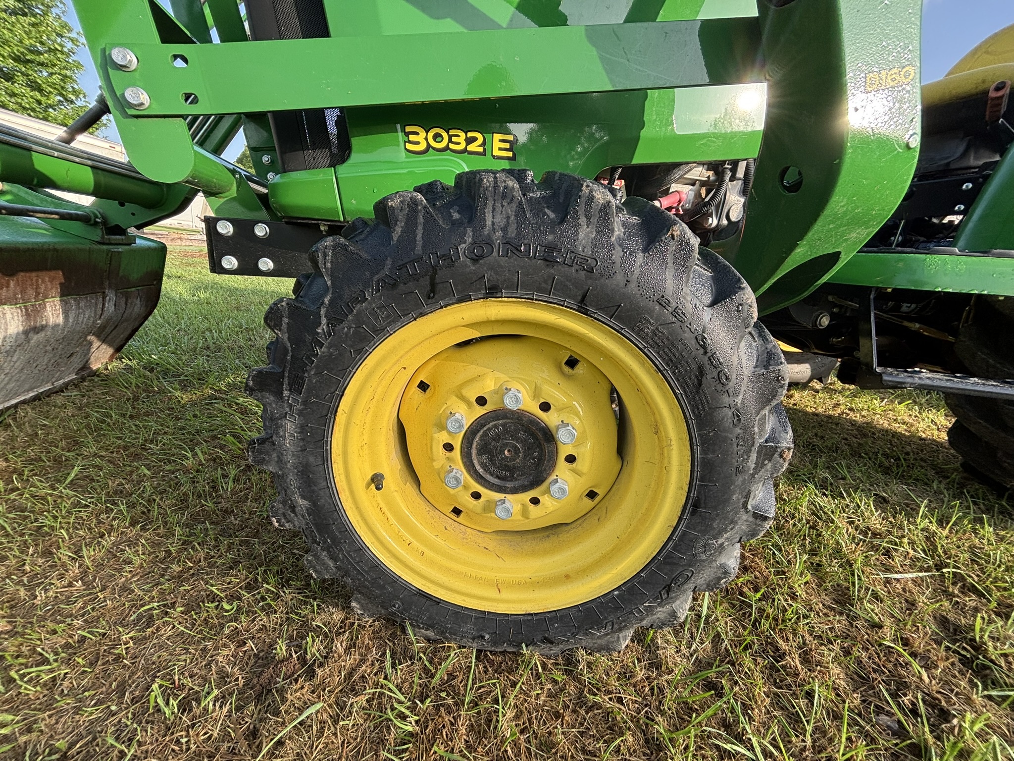 2014 John Deere 3032E at Heritage Tractor in Joplin, MO