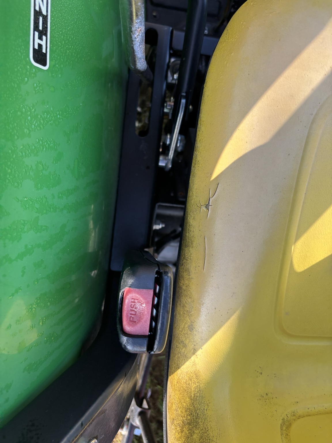  2014 John Deere 3032E at Heritage Tractor in Joplin, MO