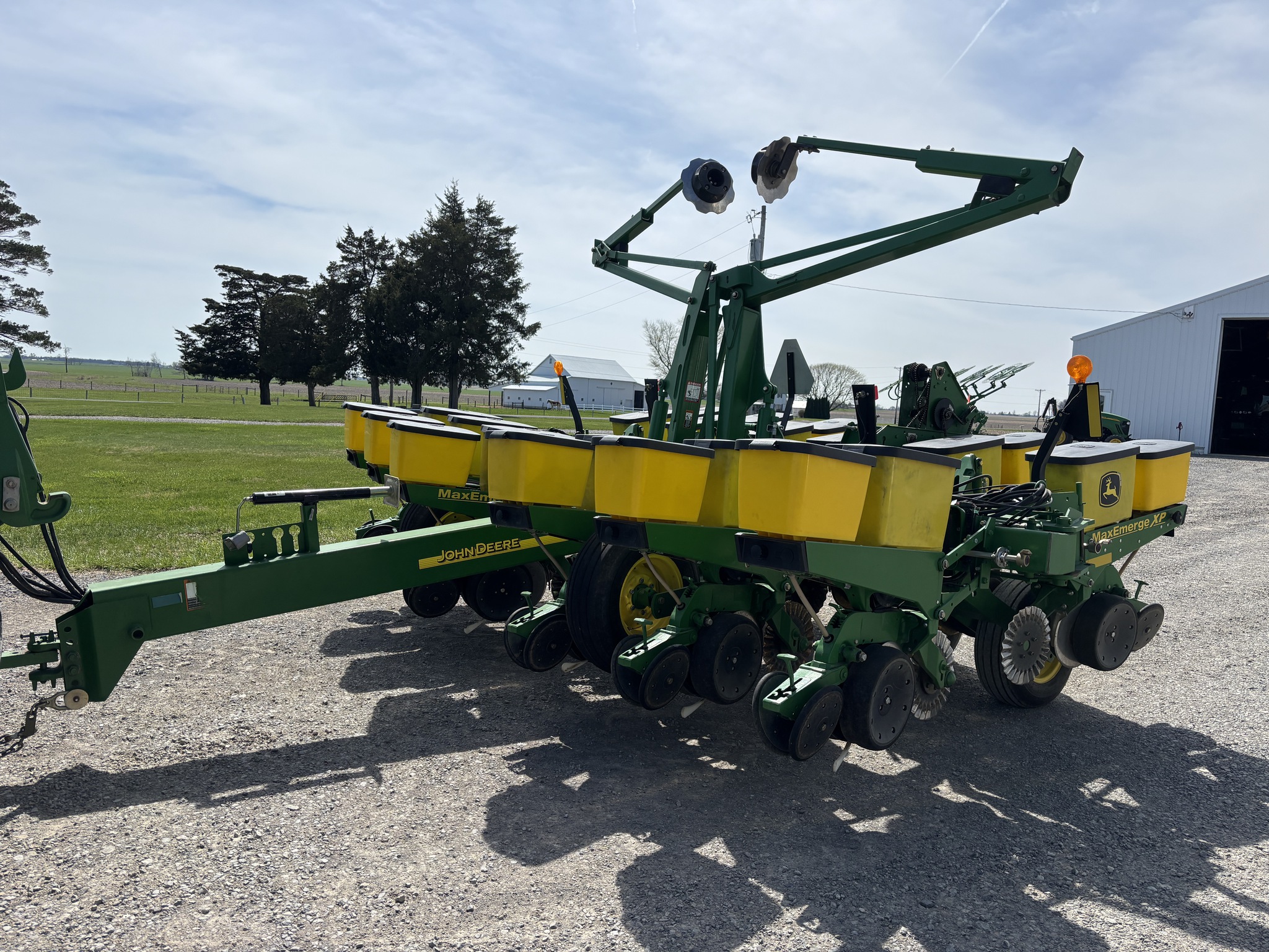 Used 2012 John Deere 1760 Planters: Drawn at Koenig Equipment in Anna, OH - PhotoXL4