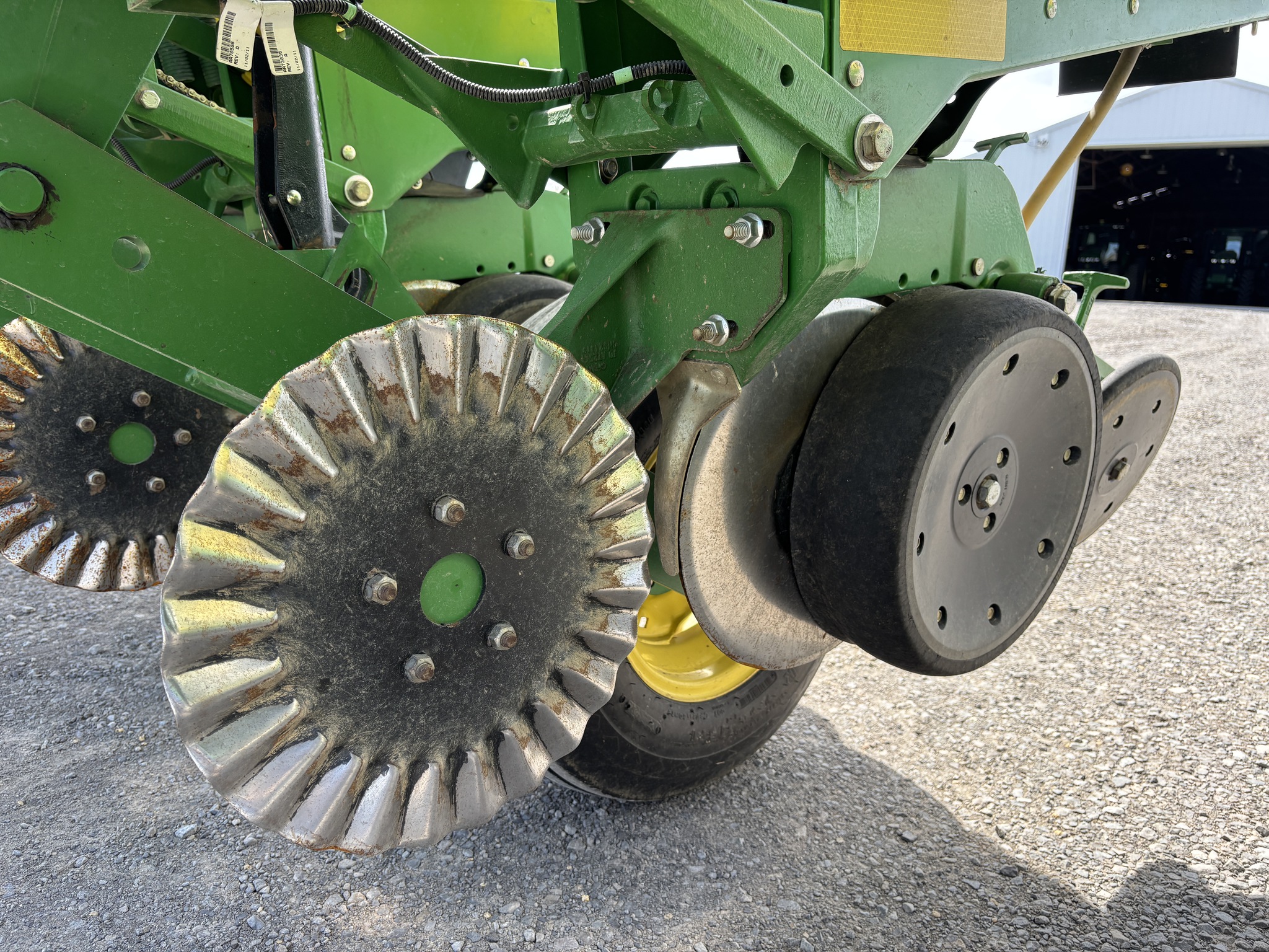 Used 2012 John Deere 1760 Planters: Drawn at Koenig Equipment in Anna, OH - PhotoXL15