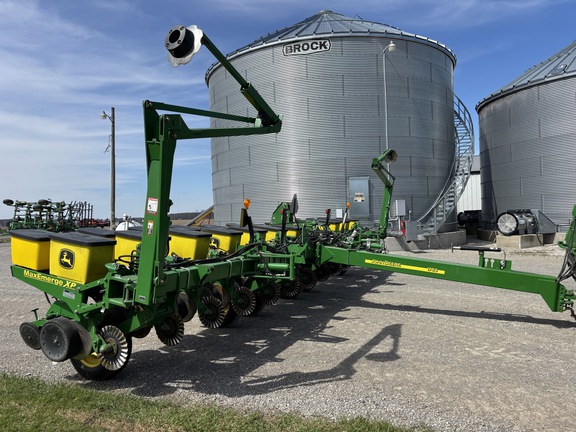 Used 2012 John Deere 1760 Planters: Drawn at Koenig Equipment in Anna, OH - Photo0