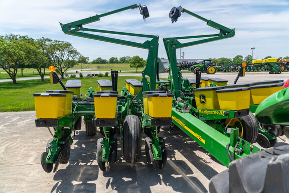 Used 2012 John Deere 1760 Planters: Drawn at Koenig Equipment in Anna, OH - Photo1