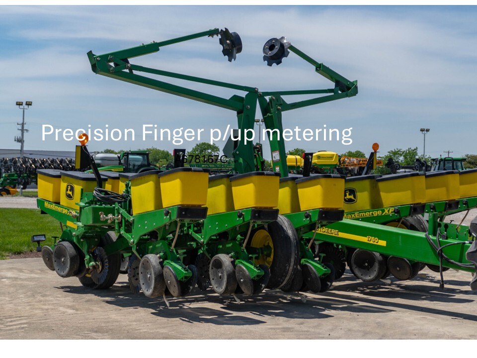 Used 2012 John Deere 1760 Planters: Drawn at Koenig Equipment in Anna, OH - PhotoXL0