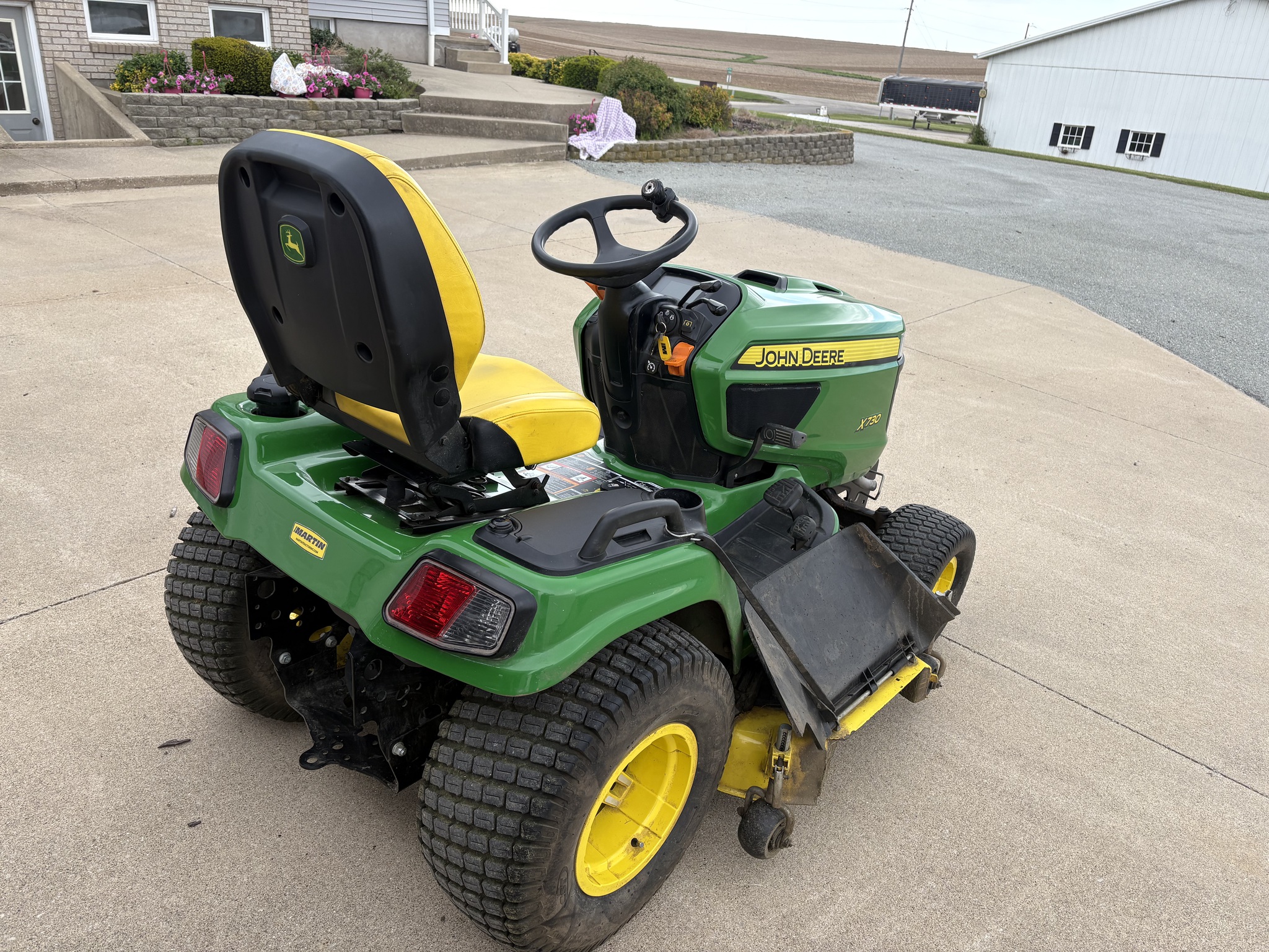  2020 John Deere X730 at Heritage Tractor in Geneseo, IL