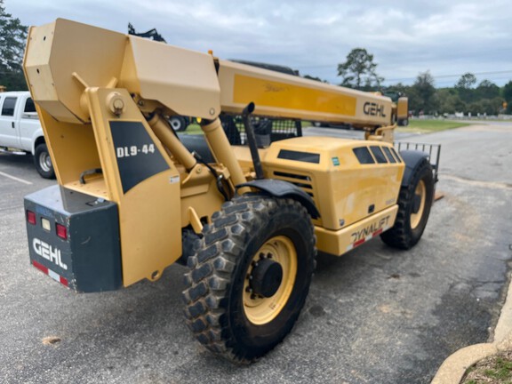 2017 Gehl DL9-44-3