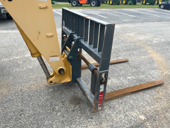 2017 Gehl DL9-44-6