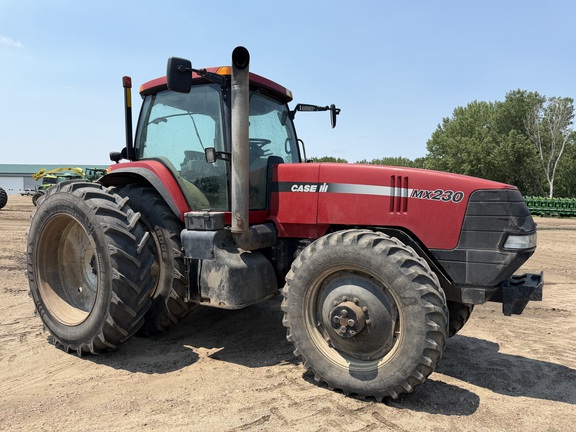  Case IH MX230