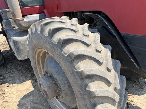 2005 Case IH MX230 - Photo12