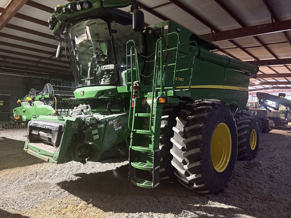 Photo of 2024 John Deere S780
