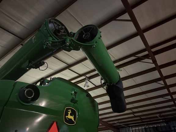 Photo of 2024 John Deere S780