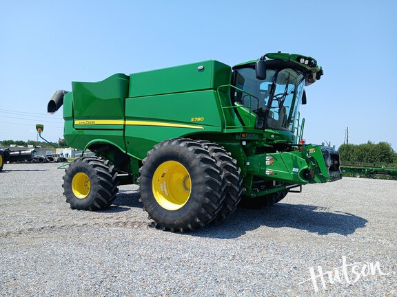 Photo of 2024 John Deere S780