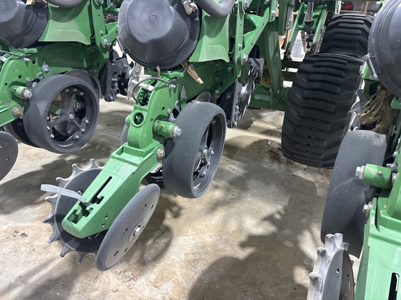 2026 John Deere DB60 - Photo8