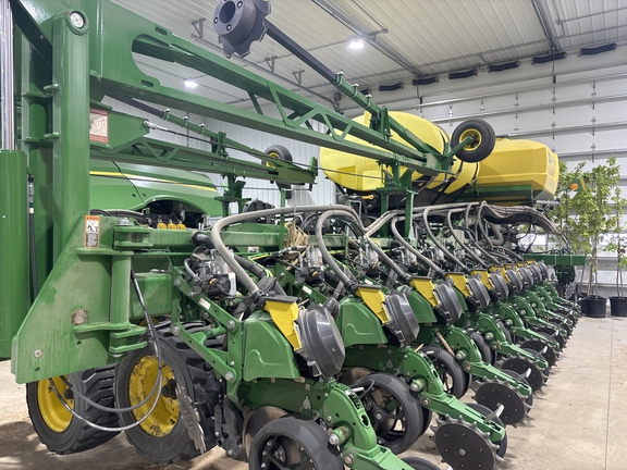  John Deere DB60