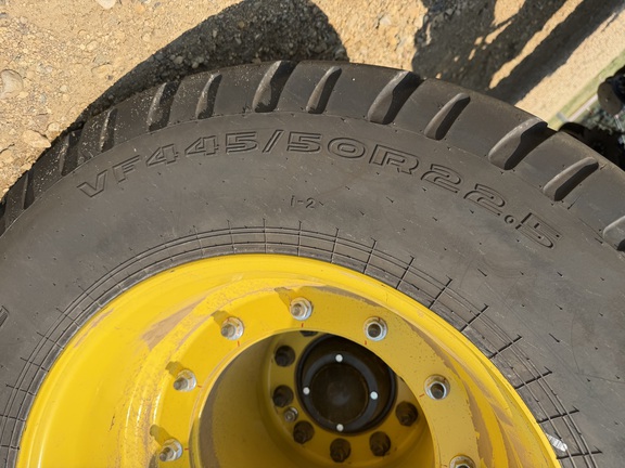 2026 John Deere DB60 - Photo11