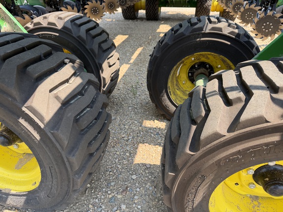 2026 John Deere DB60 - Photo10