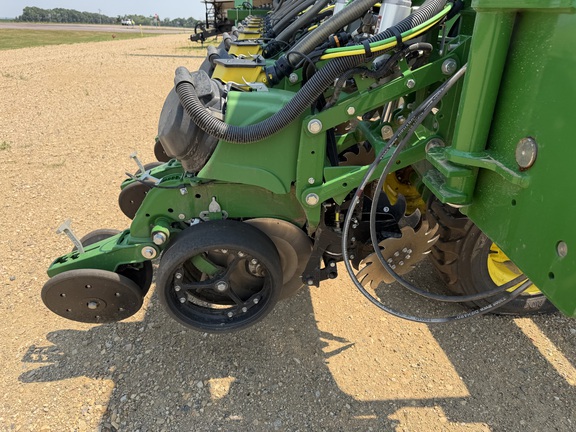 2026 John Deere DB60 - Photo22