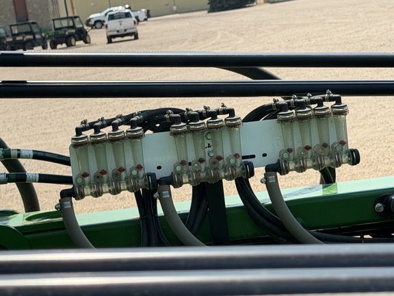 2026 John Deere DB60 - Photo30