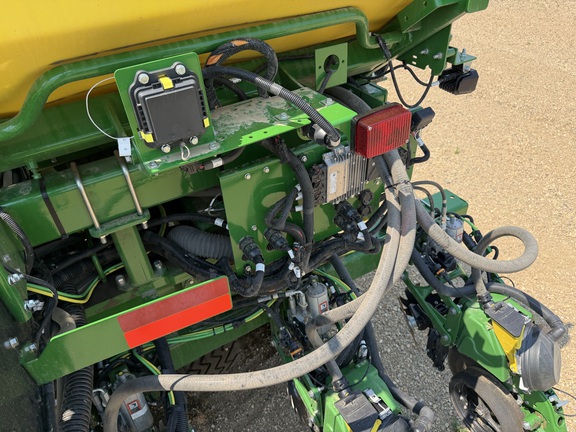 2026 John Deere DB60 - Photo39