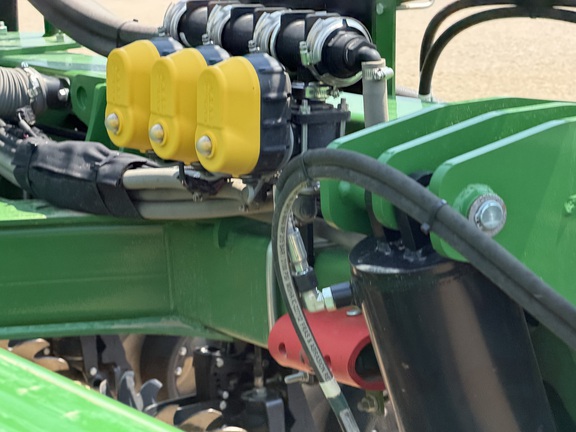2026 John Deere DB60 - Photo33