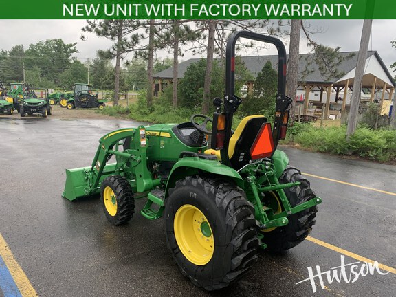 Photo of 2026 John Deere 3039R