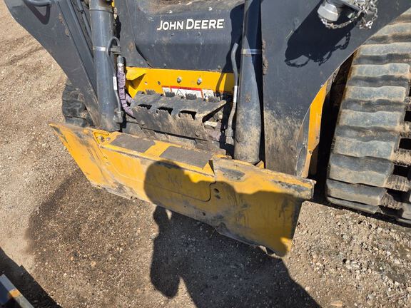 2023 John Deere 325G