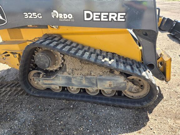 2023 John Deere 325G