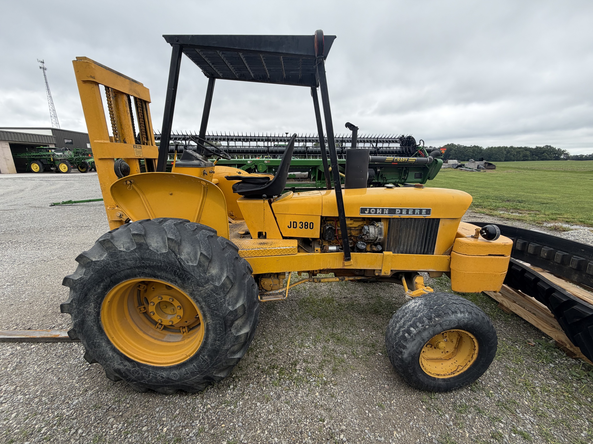 Used -- John Deere 380 Forklifts at Koenig Equipment in Anna, OH - PhotoXL0