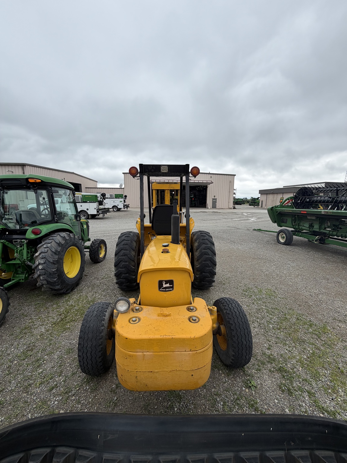 Used -- John Deere 380 Forklifts at Koenig Equipment in Anna, OH - PhotoXL4