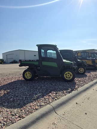 2022 John Deere XUV 835R (6th thumbnail)
