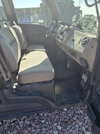 2022 John Deere XUV 835R (12th thumbnail)