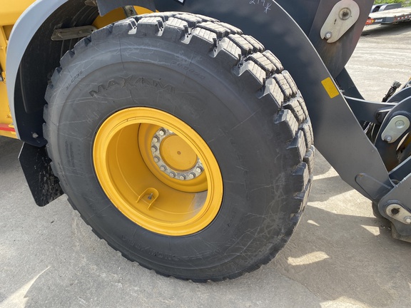 2024 John Deere 624 P