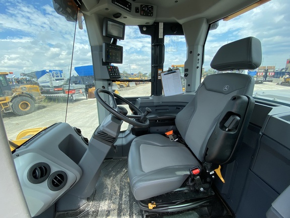 2024 John Deere 624 P
