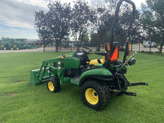 Used 2013 John Deere 1025R Compact Utility Tractors at Horizon Ag & Turf in Edmonton West, AB - Photo6