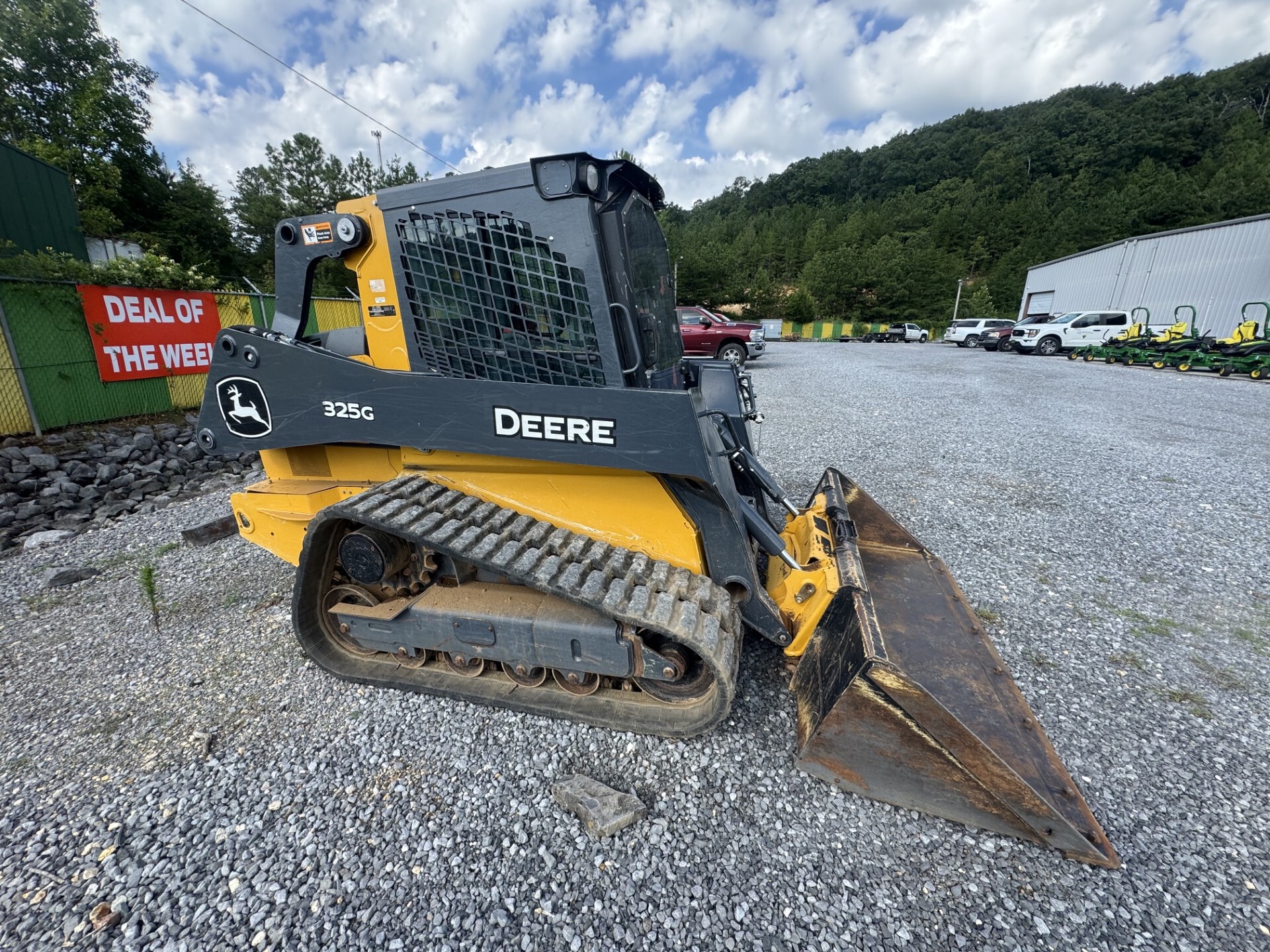 2024 John Deere 325G