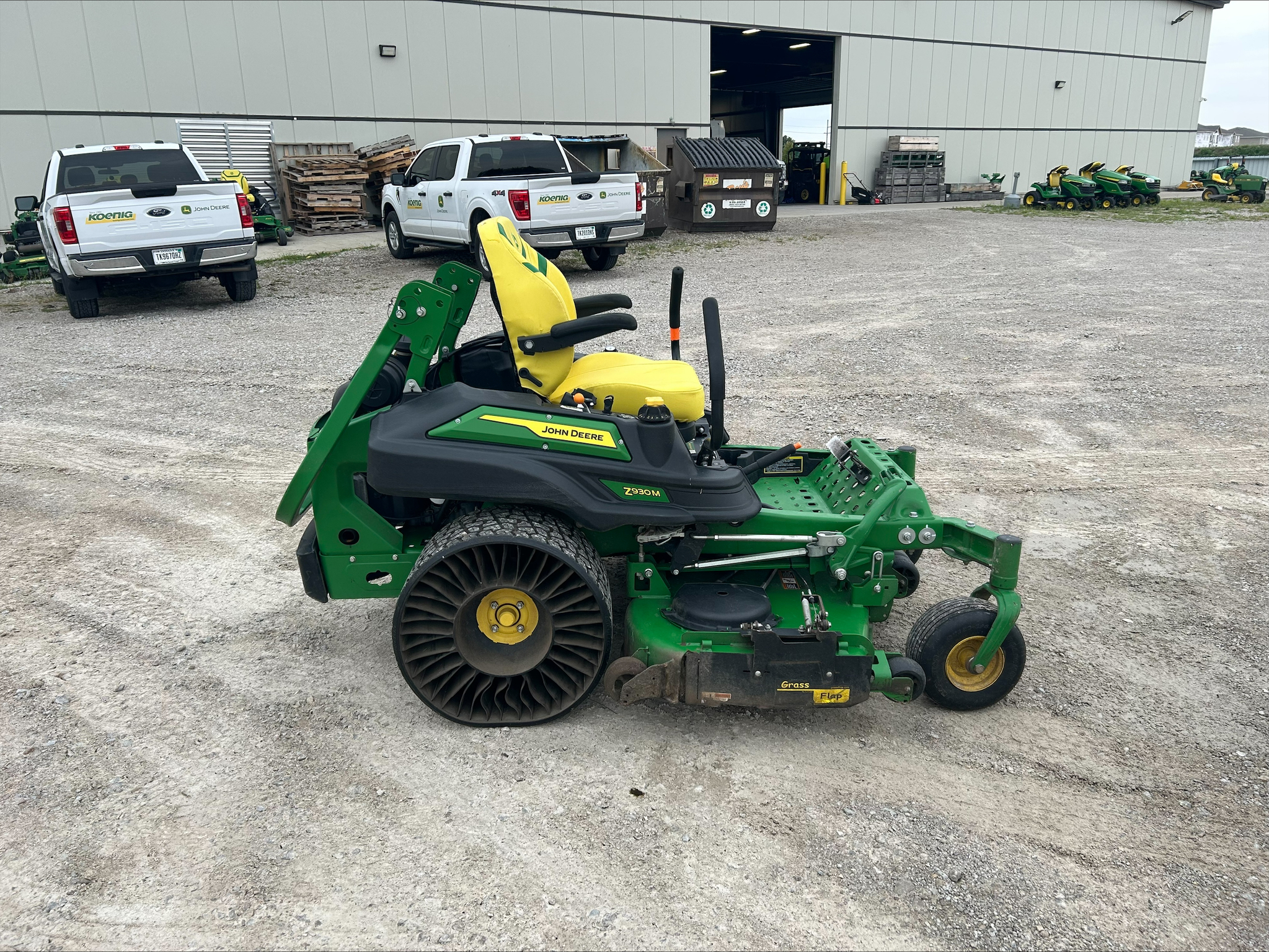 Used 2023 John Deere Z930M Zero Turn Mowers at Koenig Equipment in Franklin, IN - PhotoXL1