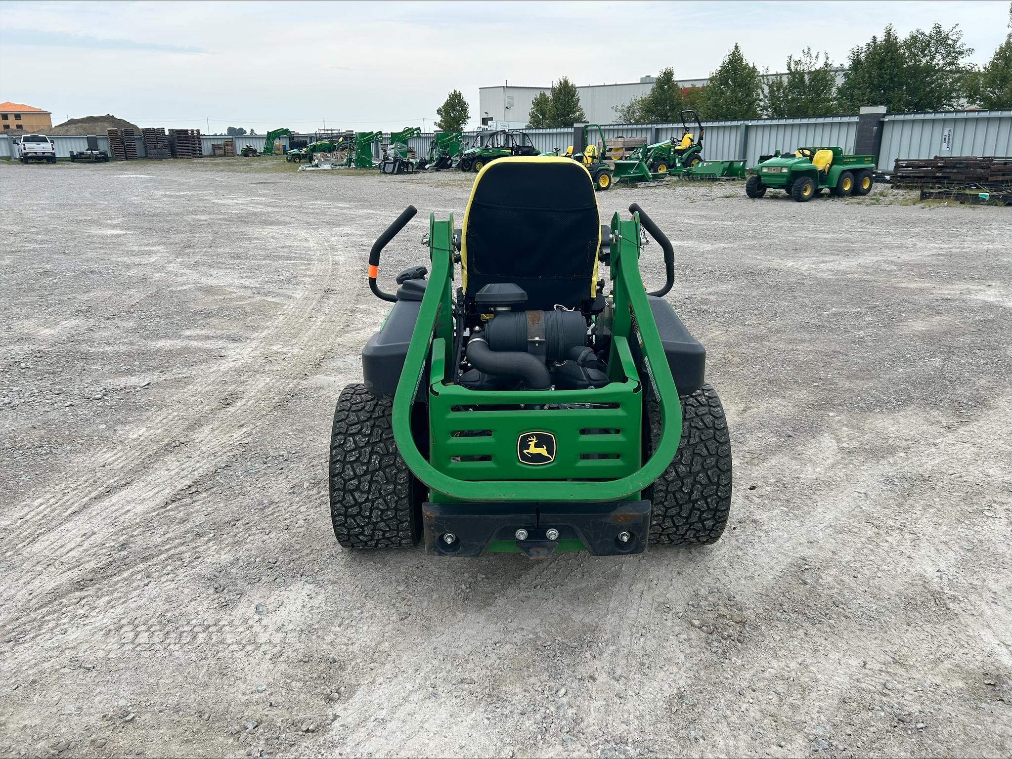 Used 2023 John Deere Z930M Zero Turn Mowers at Koenig Equipment in Franklin, IN - PhotoXL3