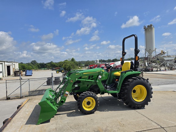 2026 John Deere 3032E