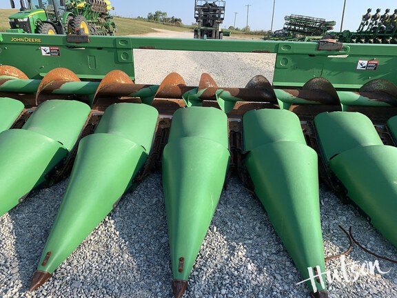 Photo of 2012 John Deere 608C