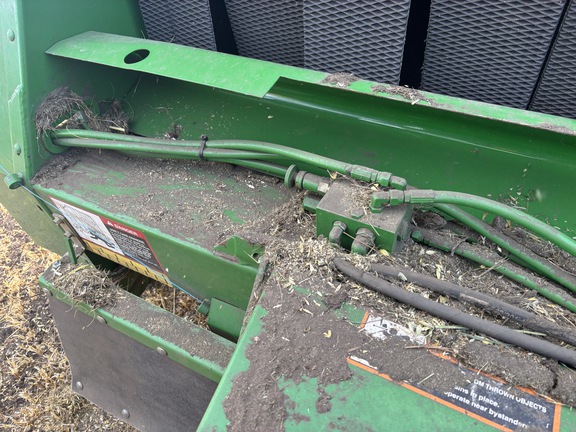 Used 2002 John Deere 567 Round Balers at Horizon Ag & Turf in St. Paul, AB - Photo8