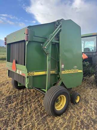 Used 2002 John Deere 567 Round Balers at Horizon Ag & Turf in St. Paul, AB - Photo2