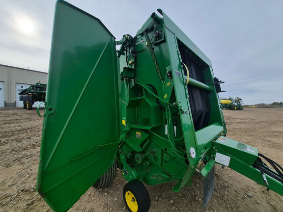 Used 2002 John Deere 567 Round Balers at Horizon Ag & Turf in St. Paul, AB - Photo5