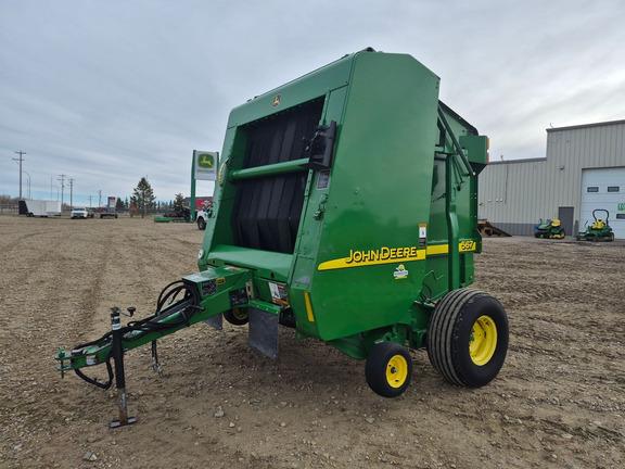  John Deere 567