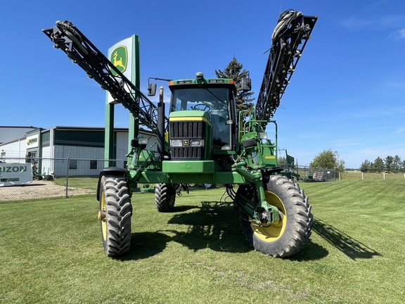 John Deere 4700