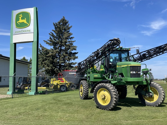 Used 2000 John Deere 4700 Self Propelled Sprayers at Horizon Ag & Turf in Warburg, AB - Photo2