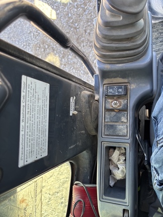 2015 John Deere 75G